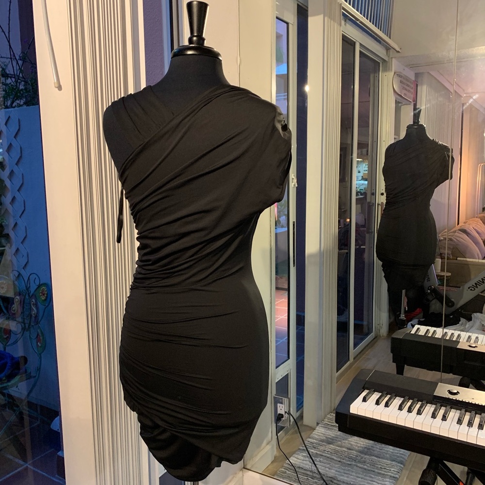 Bebe Dress - Picture 2 of 6